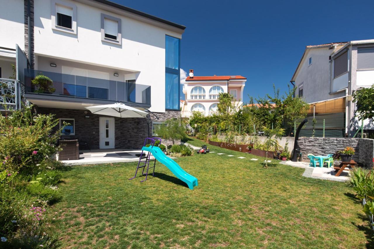 Apartment Odore Di Mare With Beautiful Garden Krk Town Exterior photo